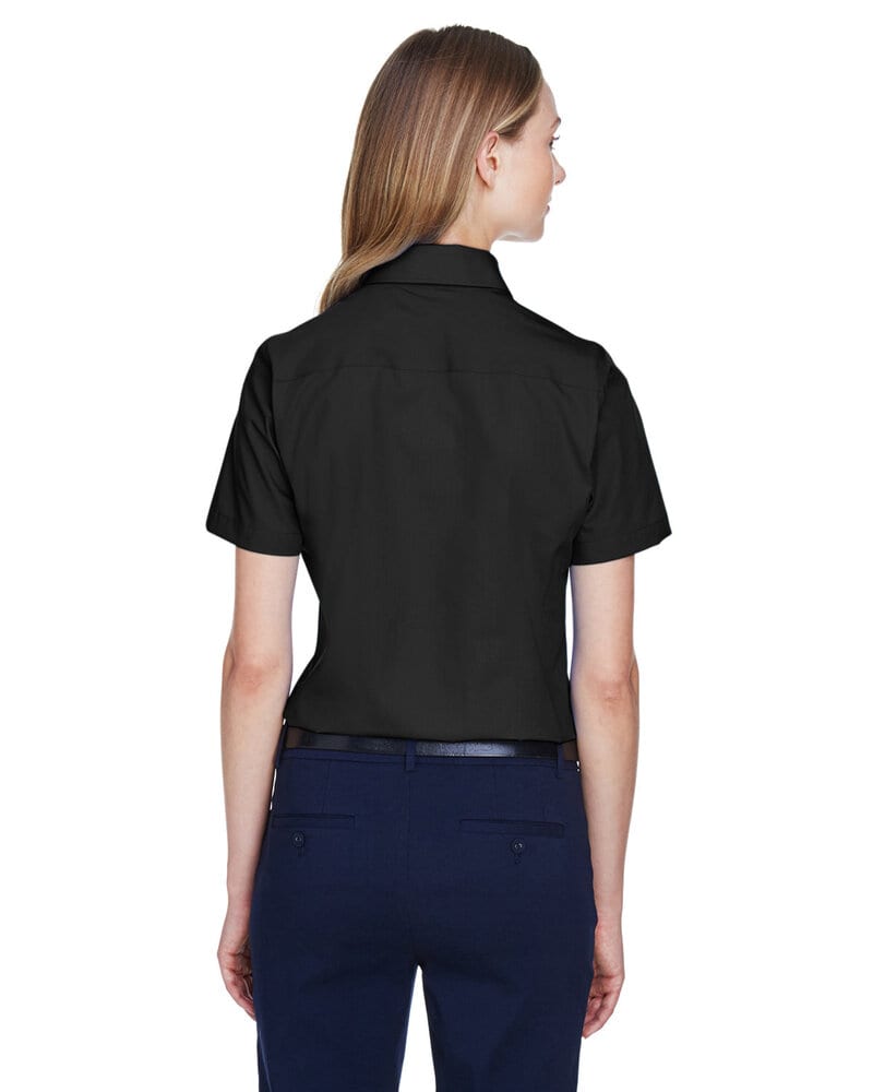 Devon & Jones D620SW - Ladies Crown Collection Solid Broadcloth Short Sleeve Shirt