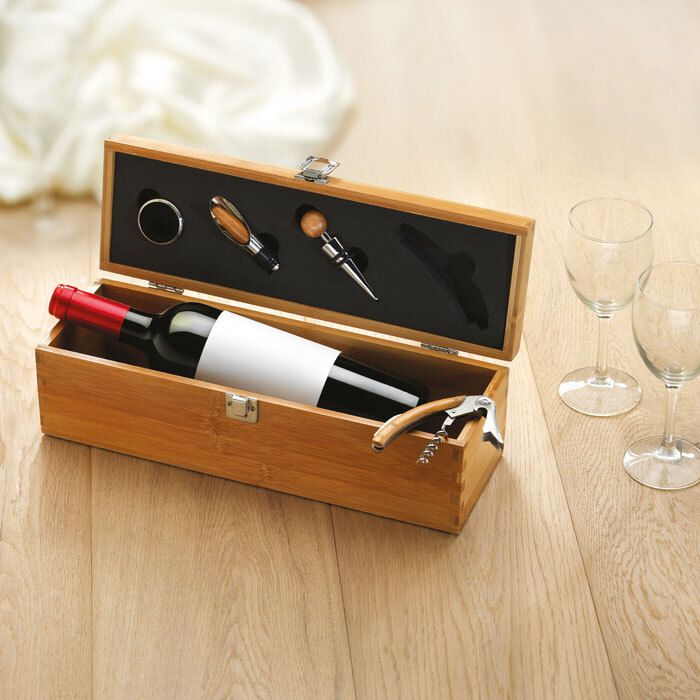GiftRetail MO8293 - TARDOR Wine set in bamboo box
