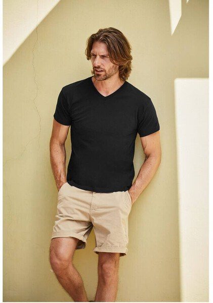 Fruit of the Loom SC224 - Mens Classic Cotton V-Neck Tee for Summer