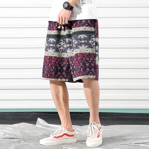 Needen HZ103 - Ethnic print Bermuda shorts
