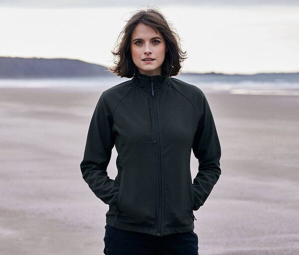 Eco-Friendly Women's Softshell Jacket with Fleece