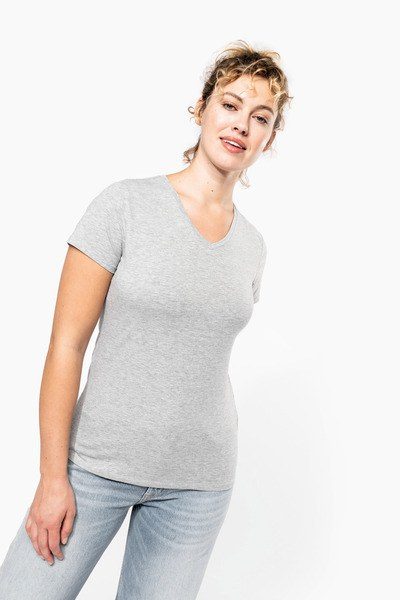 Camiseta con elastán cuello de pico mujer