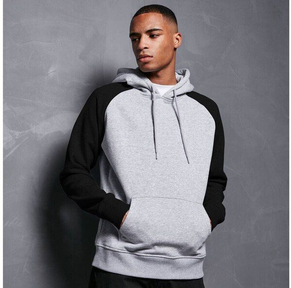 BUILD YOUR BRAND BYB005 - Classic Raglan Hoodie with Contrast Design